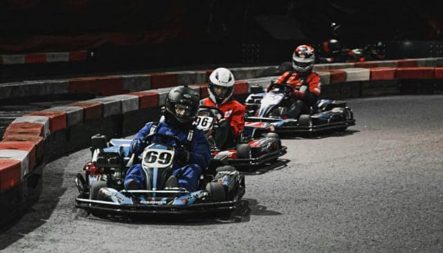 Mini Grand Prix Karting Extérieur