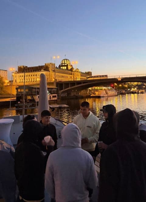 Vidéo EVG Prague croisière Vltava Last Bad Trip